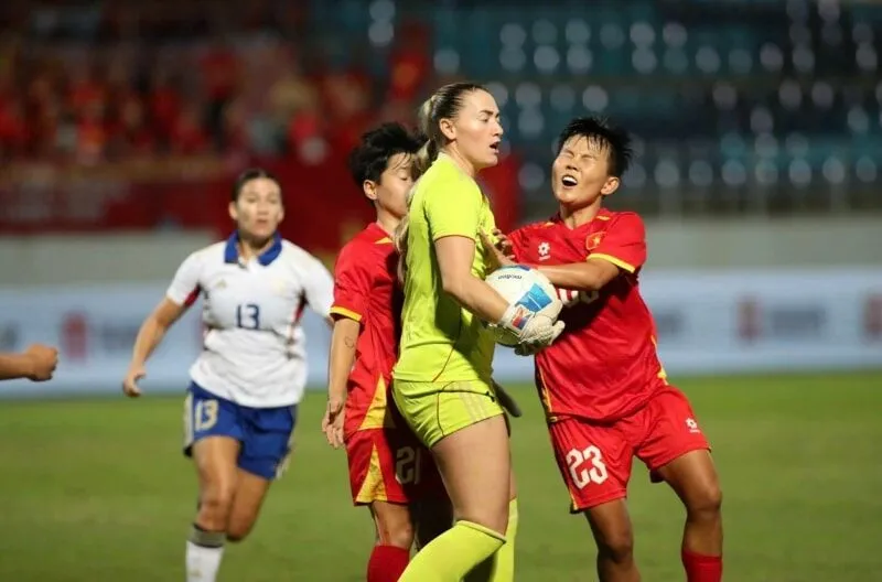 Trận thua chung kết đáng tranh cãi của tuyển nữ Việt Nam gây nhiều ảnh hưởng